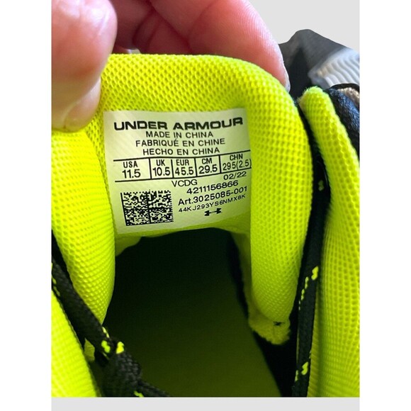 UA Under Armour Men's Hammer MC Football Cleats Black 3025085-001 Size 11.5M NIB - Picture 7 of 9